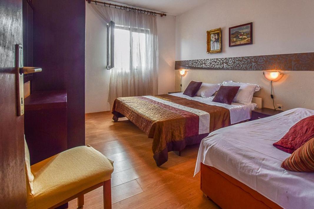 Apartments Derado Супетар Экстерьер фото